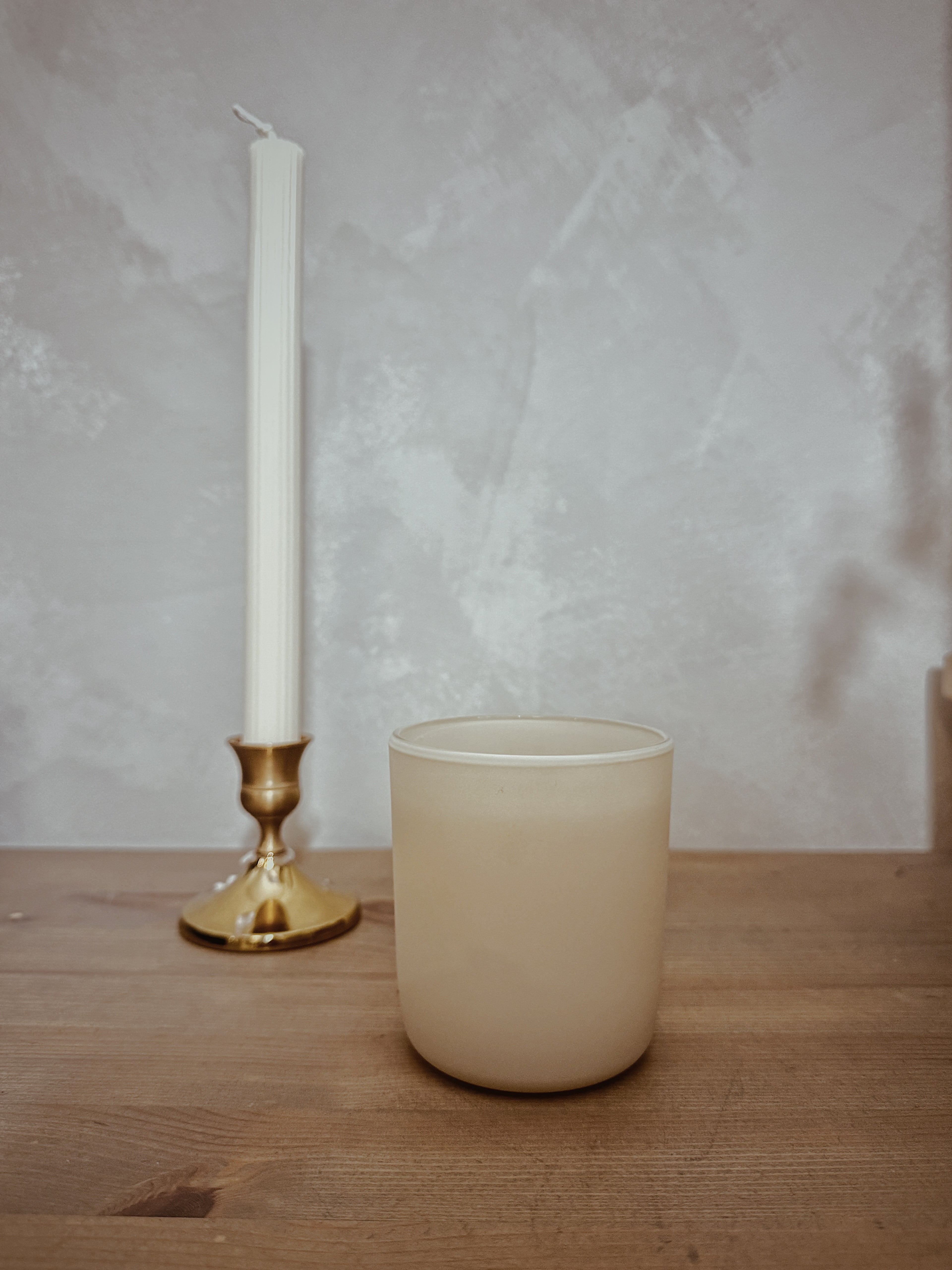 NUDE UNSCENTED CANDLE