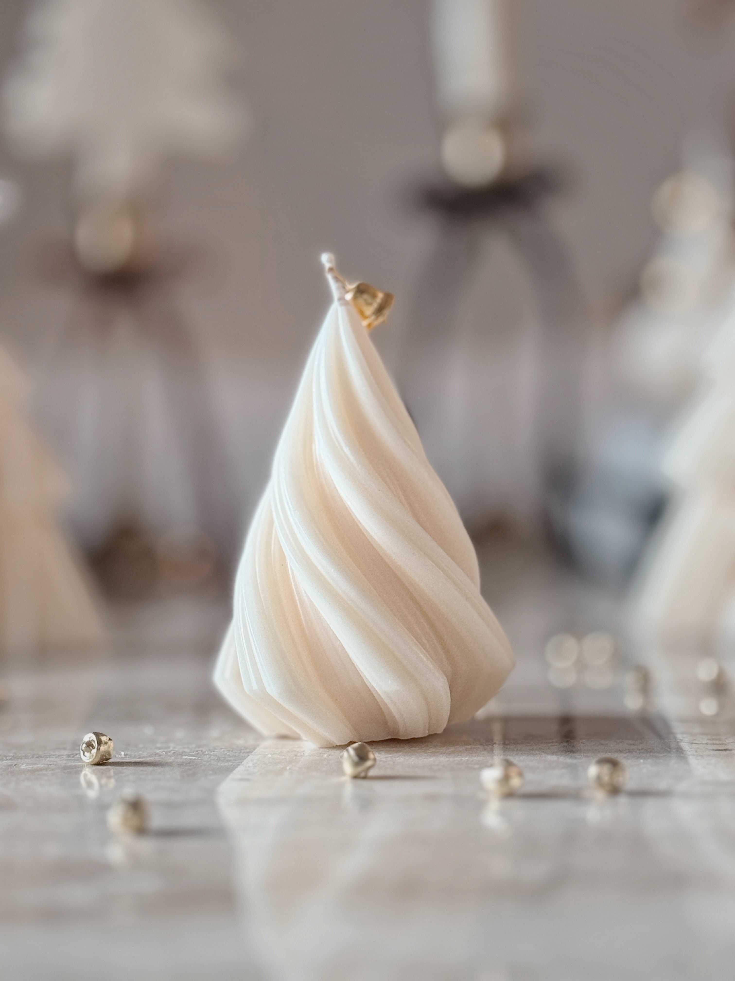 Swirl Christmas Tree