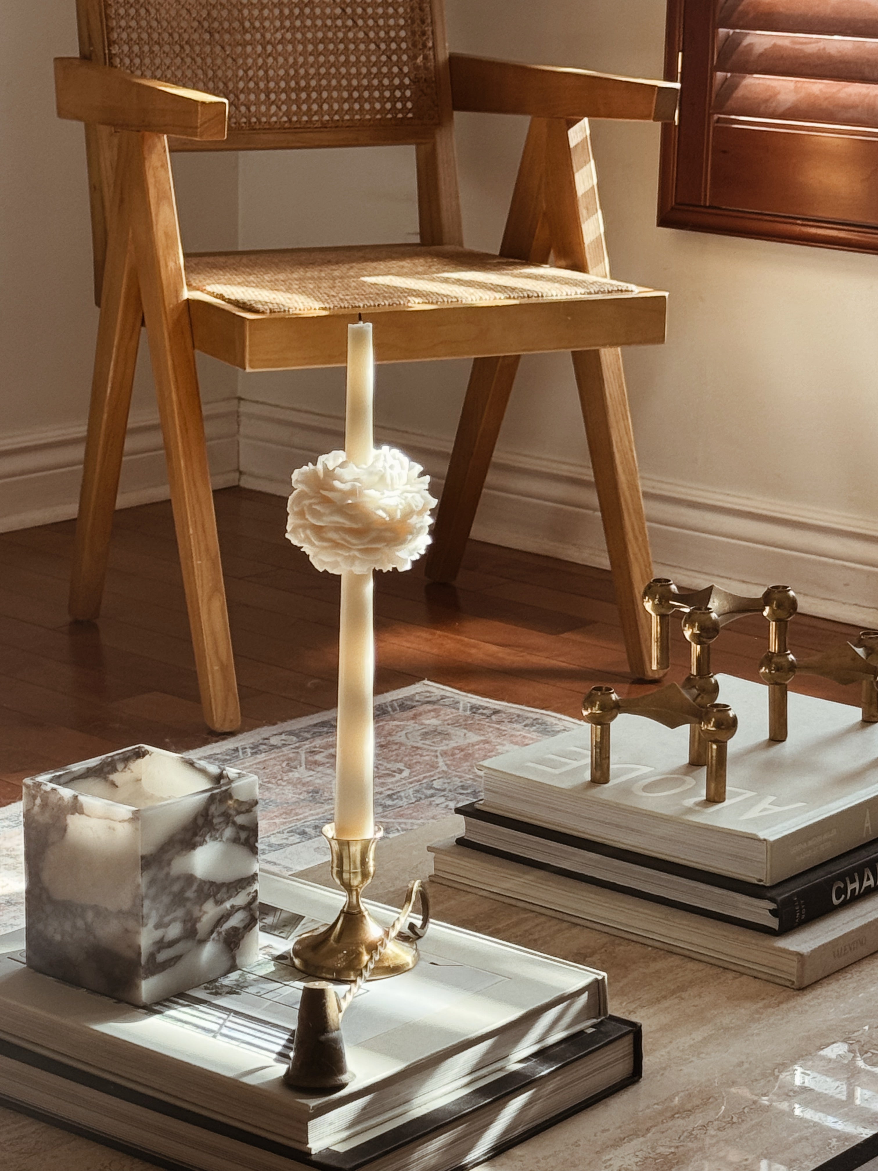 Calacatta Marble Stone Refillable Candle